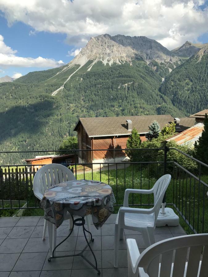 Ferienwohnung In Tschlin Mit Panoramablick Kültér fotó